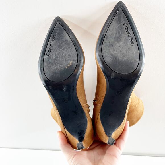 Calvin Klein Suede Pointed Toe Ankle Boots Booties Brown 7.5 - Picture 4 of 8